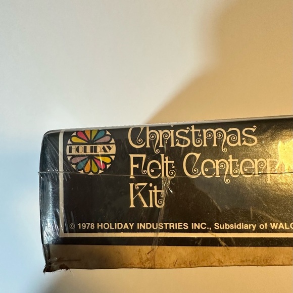 1978 Walco Christmas felt centerpiece kit - Picture 5 of 5